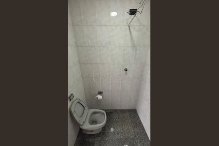 Casa à venda com 430m², 4 quartos e 6 vagasÁrea de Serviço - Banheiro