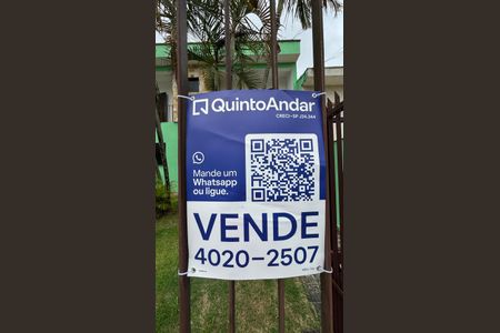 Casa à venda com 430m², 4 quartos e 6 vagasFachada