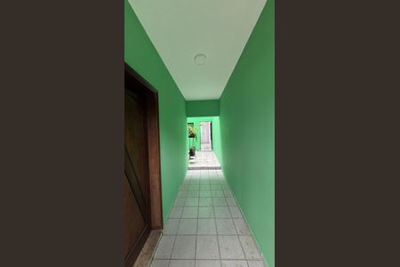 Casa à venda com 430m², 4 quartos e 6 vagasCorredor