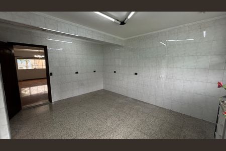 Casa à venda com 430m², 4 quartos e 6 vagasCozinha