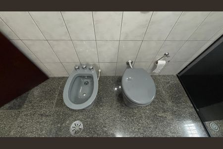 Casa à venda com 430m², 4 quartos e 6 vagasBanheiro