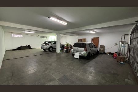 Casa à venda com 430m², 4 quartos e 6 vagasGaragem