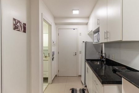 Cozinha de kitnet/studio para alugar com 1 quarto, 28m² em Santa Ifigênia, São Paulo