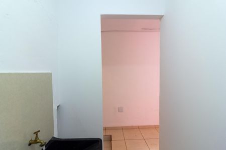 Casa para alugar com 42m², 1 quarto e sem vaga Casa para alugar com 42m², 1 quarto e sem vagaÁrea de Serviço