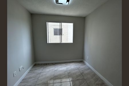 Sala de apartamento à venda com 2 quartos, 40m² em Cavalcanti, Rio de Janeiro