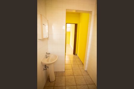 Casa para alugar com 150m², 3 quartos e 1 vaga Casa para alugar com 150m², 3 quartos e 1 vagaBanheiro Social