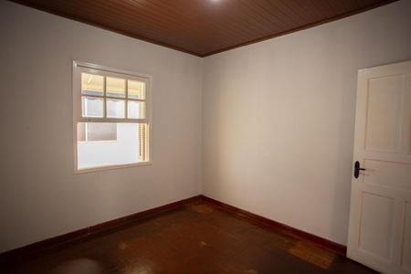 QUARTO 1 de casa à venda com 3 quartos, 150m² em Parque Peruche, São Paulo