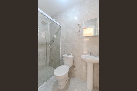 Banheiro de apartamento para alugar com 1 quarto, 25m² em Bela Vista, São Paulo