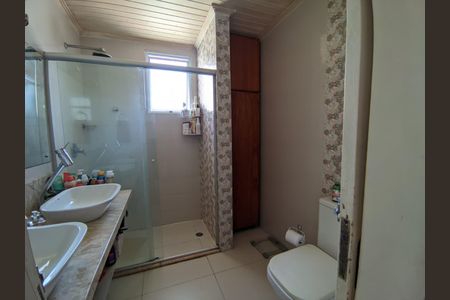 Casa à venda com 120m², 3 quartos e 1 vagaBanheiro da Suíte