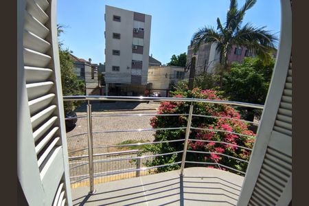 Varanda de casa à venda com 3 quartos, 120m² em São Geraldo, Porto Alegre