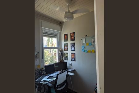 Escritório de casa à venda com 3 quartos, 120m² em São Geraldo, Porto Alegre