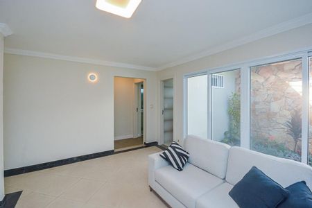 Sala de casa para alugar com 3 quartos, 167m² em Jardim Campo Grande, São Paulo