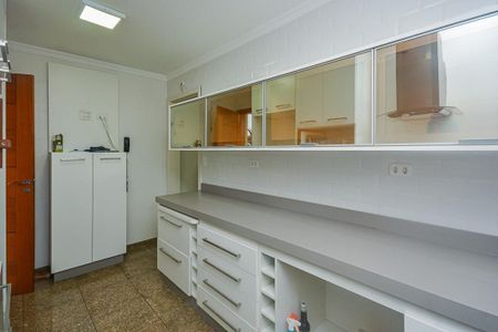 Casa para alugar com 167m², 3 quartos e 2 vagasCozinha