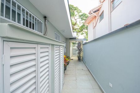 Casa para alugar com 167m², 3 quartos e 2 vagasCorredor 