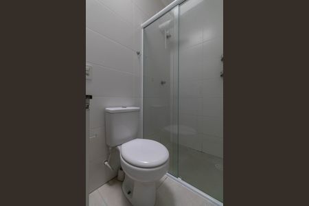 Casa de condomínio para alugar com 55m², 2 quartos e 1 vaga Casa de condomínio para alugar com 55m², 2 quartos e 1 vagaBanheiro