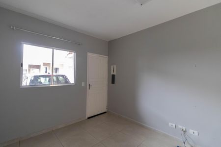 Sala de casa de condomínio para alugar com 2 quartos, 55m² em Vila Buenos Aires, São Paulo