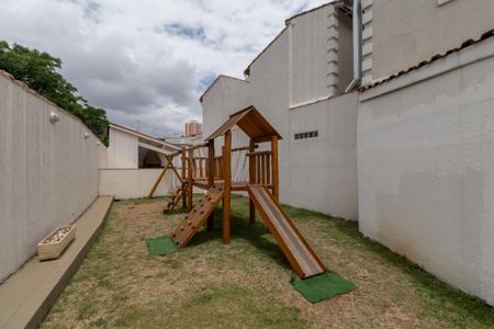 Casa de condomínio para alugar com 55m², 2 quartos e 1 vaga Casa de condomínio para alugar com 55m², 2 quartos e 1 vagaÁrea Comum - Playground