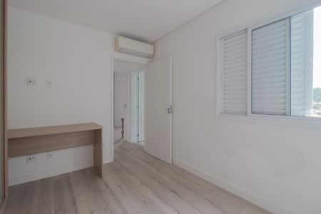 Apartamento para alugar com 180m², 3 quartos e 2 vagasQuarto 2