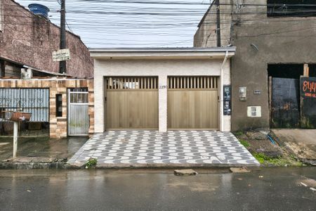 Casa de condomínio para alugar com 58m², 2 quartos e 1 vaga Casa de condomínio para alugar com 58m², 2 quartos e 1 vagaFachada