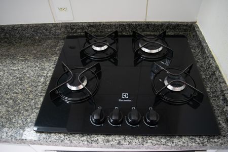 Cozinha  de apartamento à venda com 3 quartos, 68m² em Chácara Seis de Outubro, São Paulo