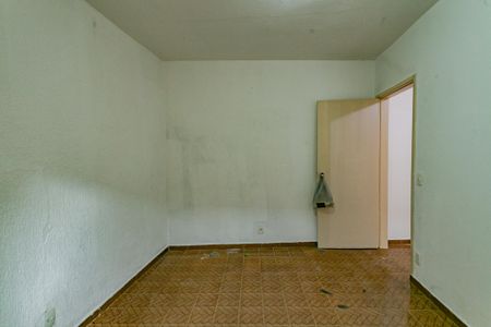 Quarto de casa para alugar com 2 quartos, 27m² em Vila Água Funda, São Paulo