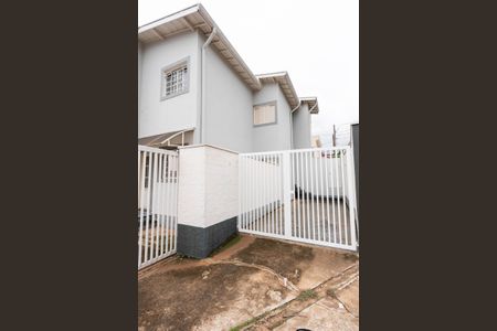 Casa para alugar com 63m², 2 quartos e 1 vagaFachada