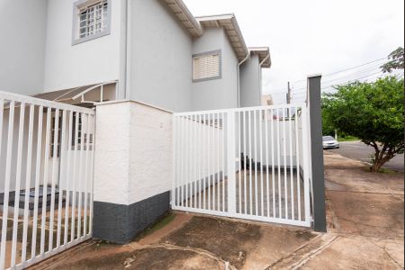 Casa para alugar com 63m², 2 quartos e 1 vagaFachada