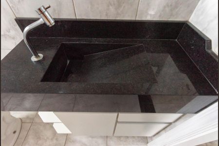 Casa para alugar com 63m², 2 quartos e 1 vagaBanheiro