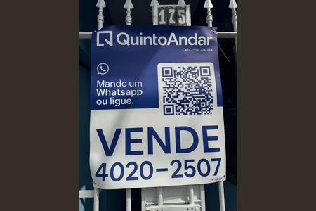Casa à venda com 225m², 3 quartos e 2 vagas Casa à venda com 225m², 3 quartos e 2 vagasPlaca
