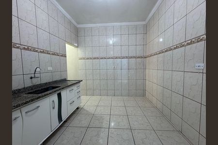 Casa à venda com 225m², 3 quartos e 2 vagas Casa à venda com 225m², 3 quartos e 2 vagasCasa - Cozinha