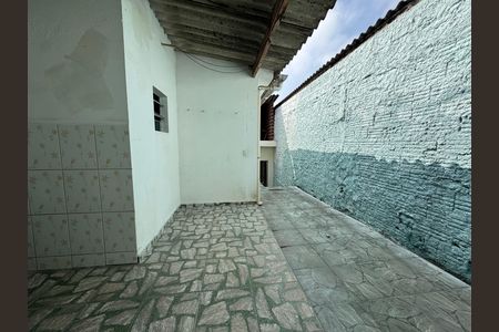 Casa à venda com 225m², 3 quartos e 2 vagas Casa à venda com 225m², 3 quartos e 2 vagasÁrea de Serviço