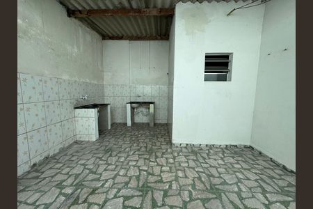 Casa à venda com 225m², 3 quartos e 2 vagas Casa à venda com 225m², 3 quartos e 2 vagasÁrea de Serviço