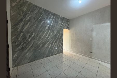 Casa à venda com 225m², 3 quartos e 2 vagas Casa à venda com 225m², 3 quartos e 2 vagasCasa - sala