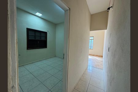Casa à venda com 225m², 3 quartos e 2 vagas Casa à venda com 225m², 3 quartos e 2 vagasCorredor