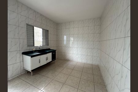 Casa à venda com 225m², 3 quartos e 2 vagas Casa à venda com 225m², 3 quartos e 2 vagasCasa 2 - Cozinha