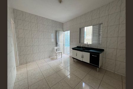 Casa à venda com 225m², 3 quartos e 2 vagas Casa à venda com 225m², 3 quartos e 2 vagasCasa 2 - Cozinha