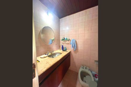 Banheiro de casa para alugar com 4 quartos, 750m² em Stella Maris, Salvador