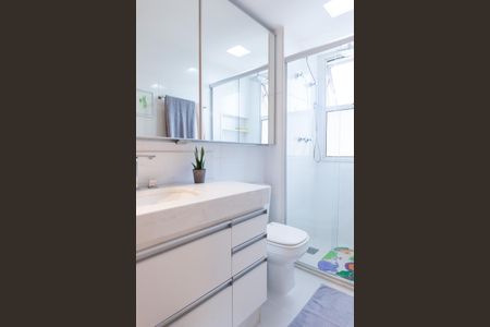 Apartamento à venda com 172m², 4 quartos e 3 vagasBanheiro suite 1