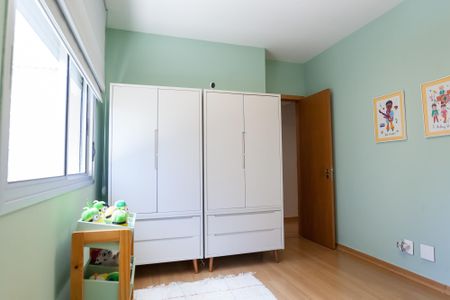 Apartamento à venda com 172m², 4 quartos e 3 vagasquarto 2