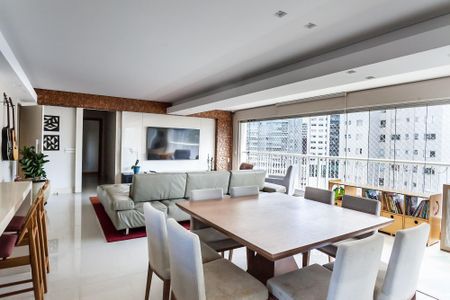 Apartamento à venda com 172m², 4 quartos e 3 vagasSala de Jantar