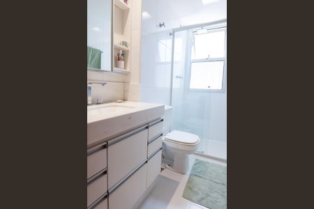 Apartamento à venda com 172m², 4 quartos e 3 vagasBanheiro Social