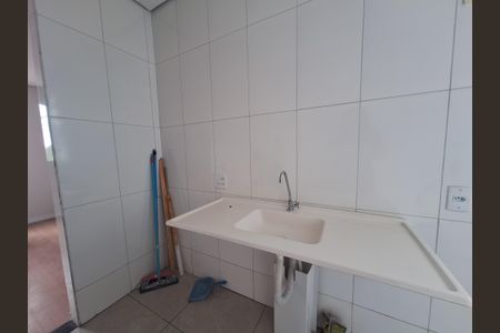 Apartamento para alugar com 2 quartos, 41m² em Parque Santa Rosa, Suzano