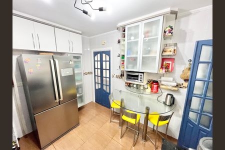 Apartamento à venda com 117m², 4 quartos e 3 vagasCozinha