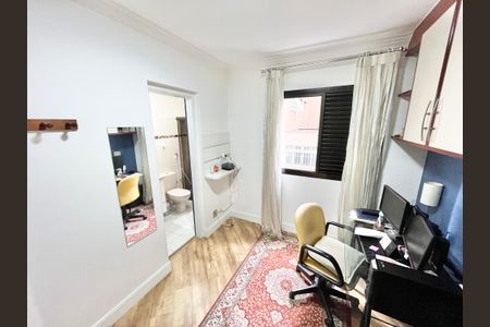 Apartamento à venda com 117m², 4 quartos e 3 vagasQuarto 2 Suíte