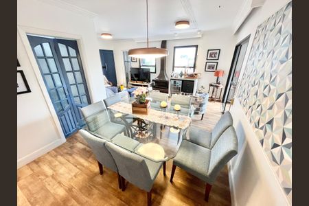 Apartamento à venda com 117m², 4 quartos e 3 vagasSala 