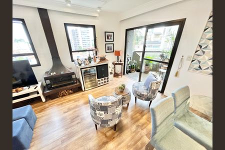 Apartamento à venda com 117m², 4 quartos e 3 vagasSala 