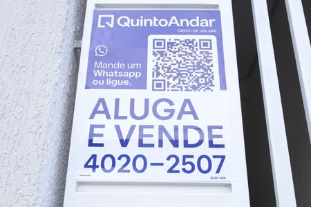 Casa para alugar com 10m², 1 quarto e sem vagaPlaca instalada no portão do imóvel - Código da placa: BCMI-1429