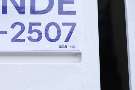 Casa para alugar com 10m², 1 quarto e sem vagaPlaca instalada no portão do imóvel - Código da placa: BCMI-1429