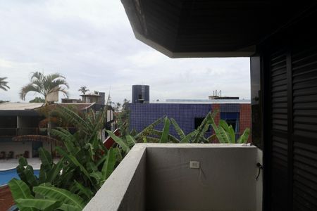 Apartamento para alugar com 489m², 5 quartos e 4 vagas Apartamento para alugar com 489m², 5 quartos e 4 vagasVaranda