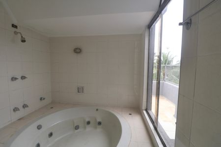 Apartamento para alugar com 489m², 5 quartos e 4 vagas Apartamento para alugar com 489m², 5 quartos e 4 vagasBanheiro Suíte